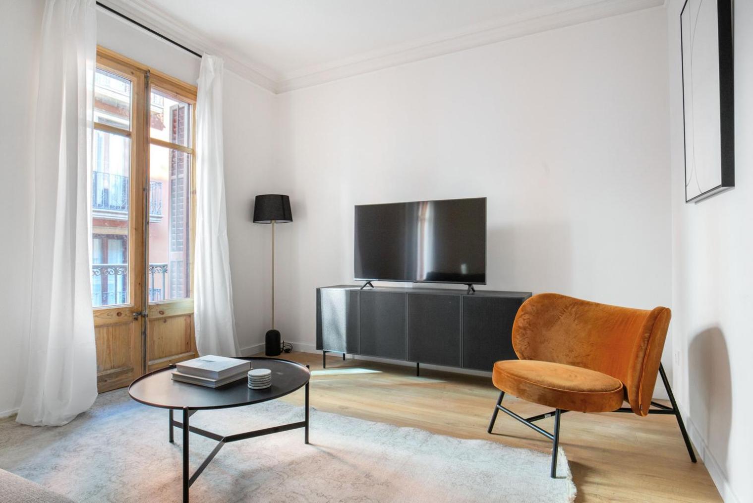 Blueground El Gotic Balcony Fully Furnished Bcn-122 * Barcelone